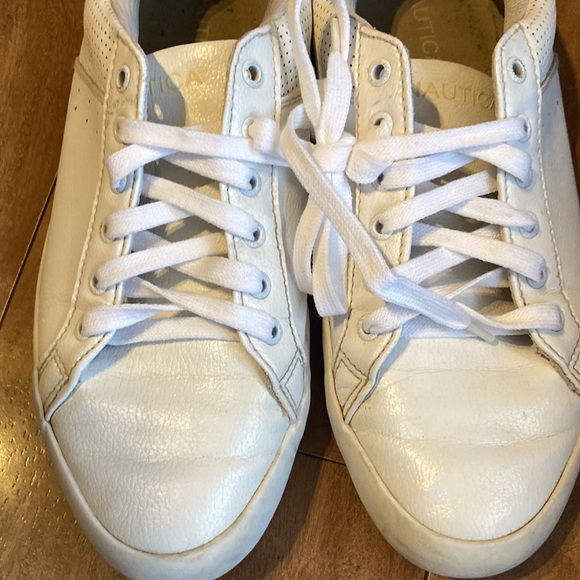 👠BOGO FREE👠NAUTICA💫 Mens White Lace-Up Classic Sneakers - Picture 2 of 5